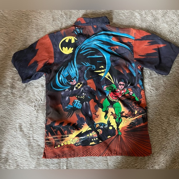 Youth Marvel Button Down ( 8-10 yrs ) - Picture 2 of 3